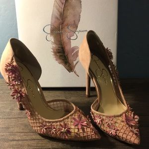 Jessica Simpson pump shoes